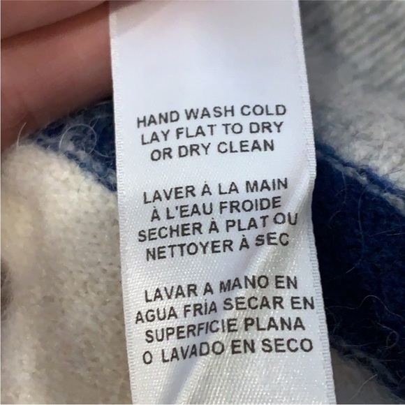 Frame Sweater—M - Picture 6 of 6